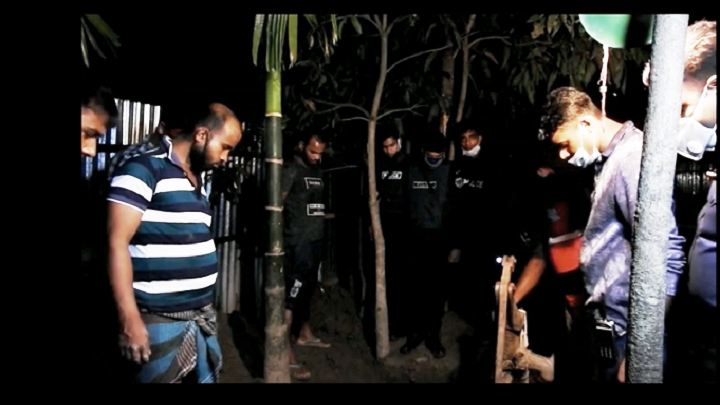 শ্রীপুরে পরকীয়ার জেরে ব্যবসায়ী খুন, মহিলাসহ আটক ২