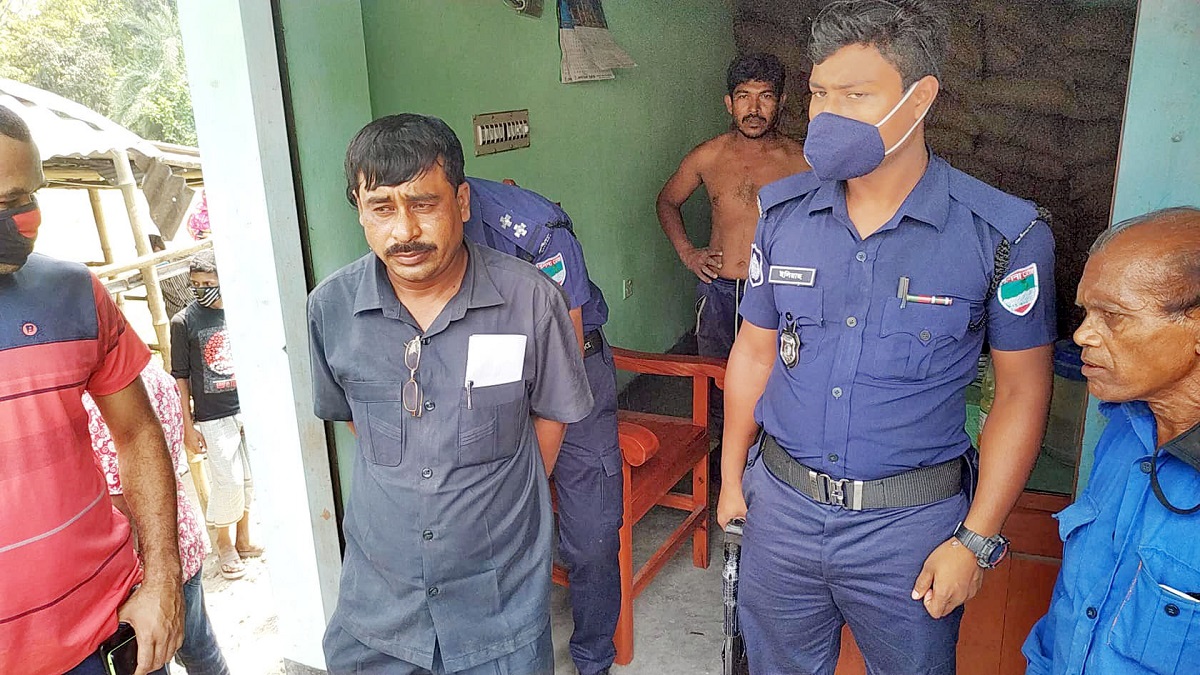 ১০ টাকার চাল চুরির দায়ে আওয়ামী লীগ নেতাকে জেল-জরিমানা