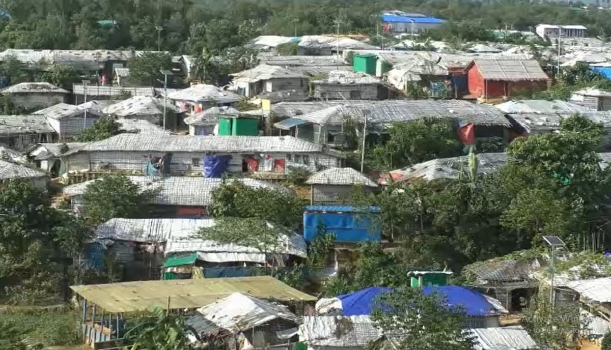 ৮ জনের করোনা শনাক্ত, ১৬ হাজার রোহিঙ্গা লকডাউনে