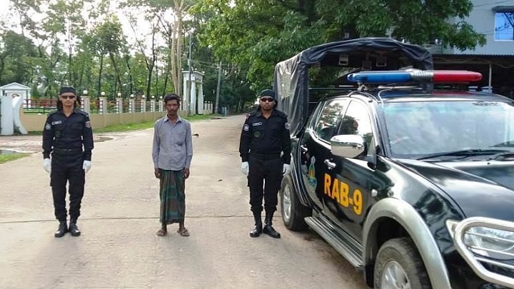 সুনামগঞ্জে ৪০টি গাছসহ গাঁজাচাষী আটক