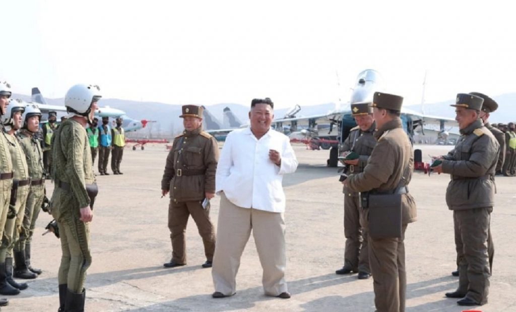 সব জল্পনা উড়িয়ে দিয়ে প্রকাশ্যে এলেন কিম।