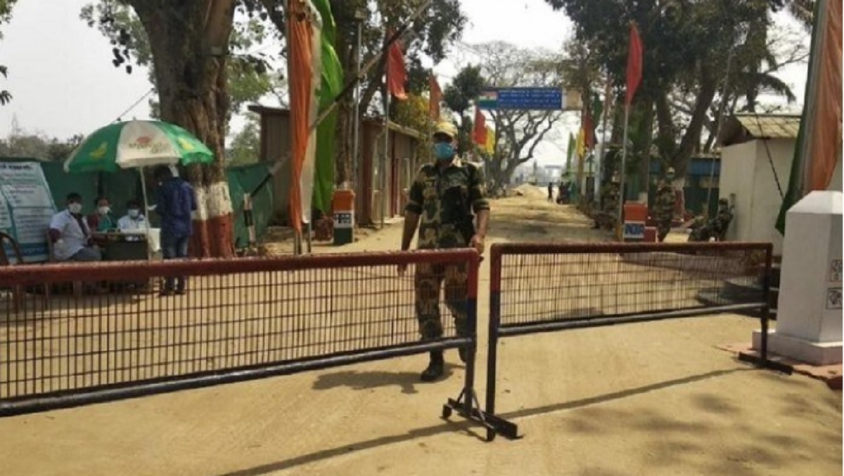 আজ থেকে আখাউড়া স্থলবন্দর দিয়ে ৮ দিন বন্ধ থাকবে আমদানি-রফতানি