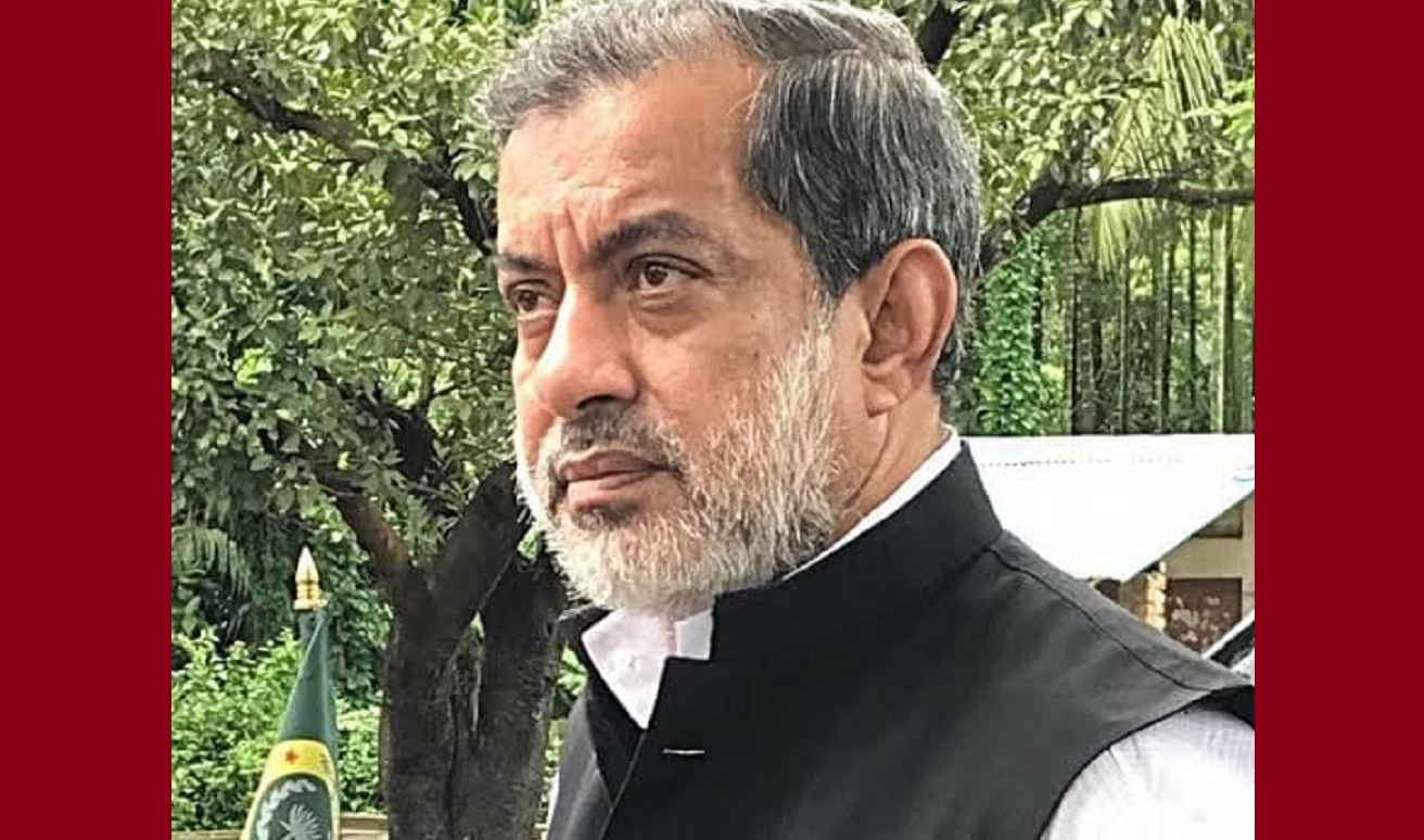 করোনা উপসর্গ নিয়ে আইসোলেশনে চট্টগ্রামের এমপি ফজলে করিম করোনাভাইরাসের উপসর্গ দেখা দেয়ায় আইসোলেশনে আছেন চট্টগ্রাম-৬ আসনের সংসদ সদস্য ও রেলপথ মন্ত্রণালয় সম্পর্কিত সংসদীয় স্থায়ী কমিটির সভাপতি এবিএম ফজলে করিম চৌধুরী।