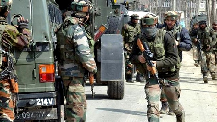 কাশ্মিরে নিরাপত্তা বাহিনীর সাথে জনতার সংঘর্ষে নিহত ১