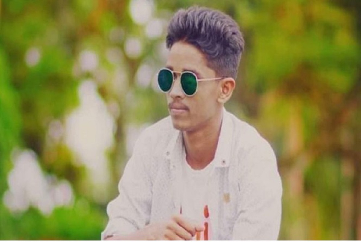 বরগুনায় ঈদের দিন কিশোরকে প্রকাশ্যে পিটিয়ে হত্যা বরগুনায় ঈদের দিন কিশোরকে প্রকাশ্যে পিটিয়ে হত্যা