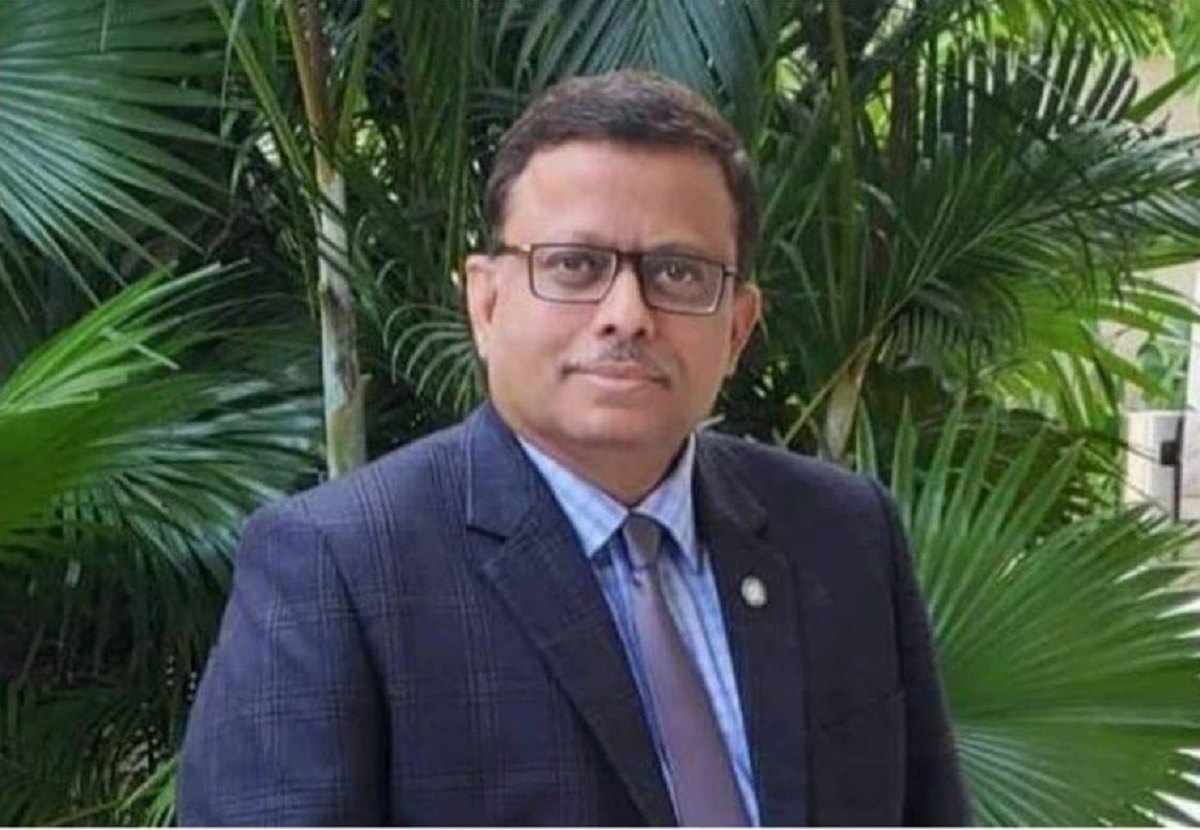 বিভাগীয় স্বাস্থ্য পরিচালকের মাকে ভর্তি নিলো না চট্টগ্রামের কোনো হাসপাতাল!