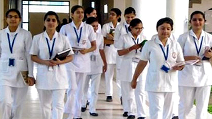 করোনা মোকাবেলায় ৫০৫৪ জন নার্স নিয়োগ