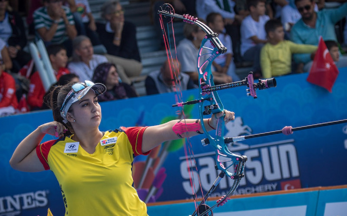 ঘরে বসেই ‘ওয়ার্ল্ড আর্চারি’ জয় করলেন সারা লোপেজ