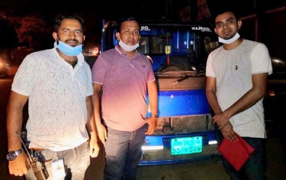 বিদ্যানন্দের চুরি হওয়া খাবার গাড়ি ৬ ঘণ্টায় উদ্ধার করে দিলো পুলিশ