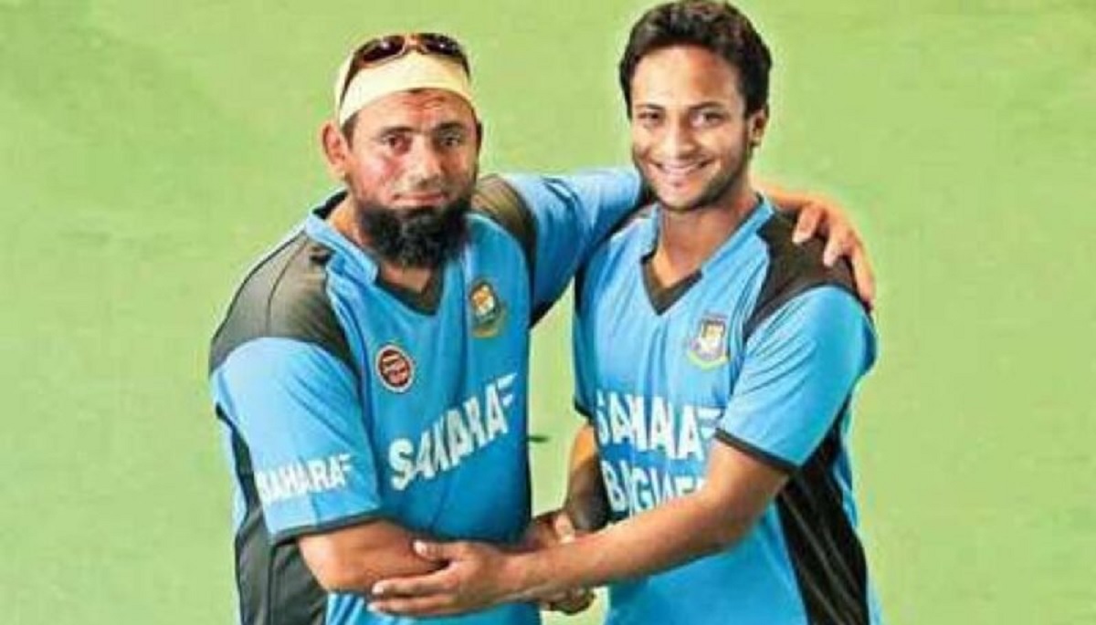 সাকিব বুদ্ধিমান বোলার: সাকলাইন