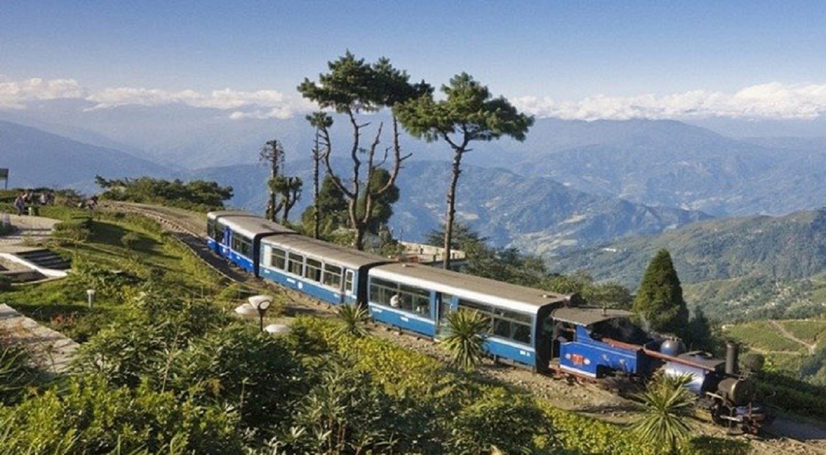 পর্যটকদের জন্য ১ জুলাই থেকে খুলছে দার্জিলিং পর্যটকদের জন্য ১ জুলাই থেকে খুলছে দার্জিলিং