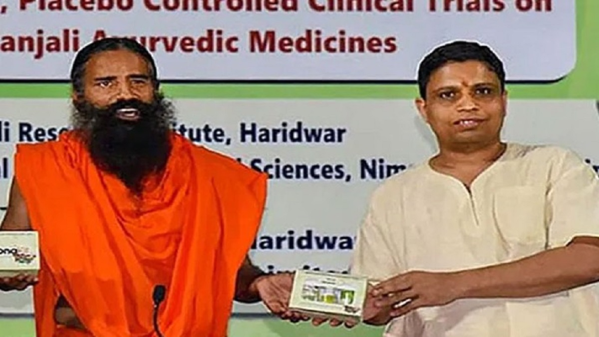 করোনার ওষুধ নিয়ে বিভ্রান্ত করার অভিযোগ, রামদেবের বিরুদ্ধে মামলা