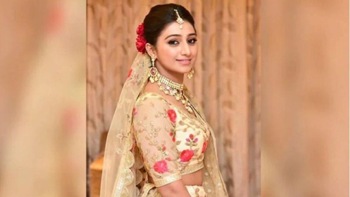 করোনা নিয়েই হাসপাতাল ছাড়লেন অভিনেত্রী মোহেনা