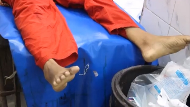 মুন্সিগঞ্জে মাকে বটি দিয়ে কুপিয়ে হত্যা, ছেলে আটক