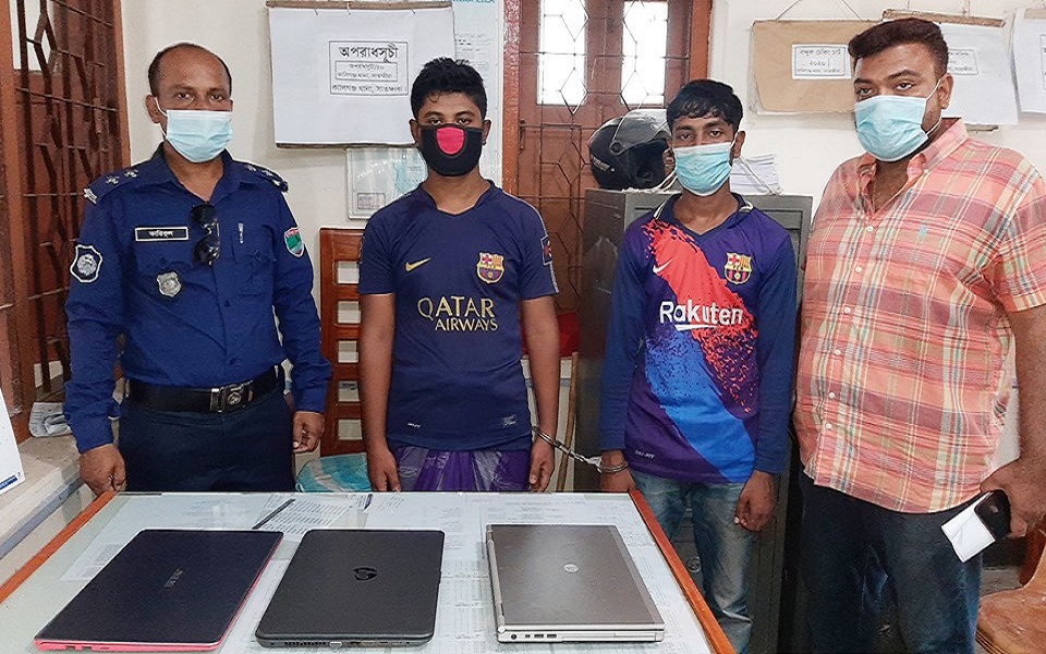 কালীগঞ্জে ফেসবুক আইডি হ্যাকার চক্রের দুই সদস্য আটক