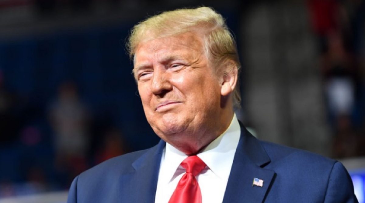 করোনার নতুন নামকরণ করলেন ট্রাম্প!