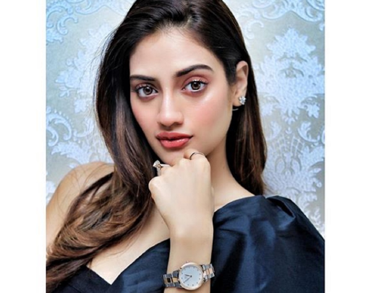 নতুন লুকে নেট দুনিয়ায় উষ্ণতা ছড়ালেন নুসরাত