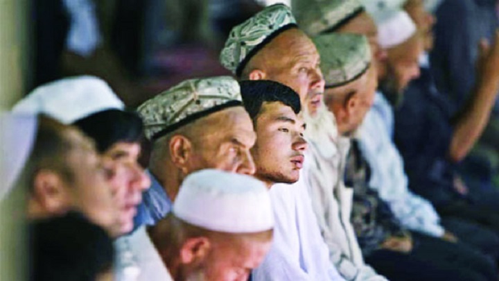 উইঘুর মুসলিমদের নিয়ে চীনের পাল্টা নিষেধাজ্ঞা যুক্তরাষ্ট্রের বিরুদ্ধে