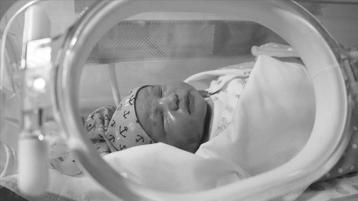 করোনা নিয়ে ফ্রান্সে প্রথম শিশুর জন্ম