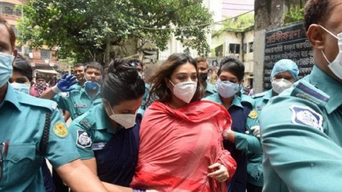 আজ ফের আদালতে তোলা হবে ডা. সাবরীনাকে আজ ফের আদালতে তোলা হবে ডা. সাবরীনাকে