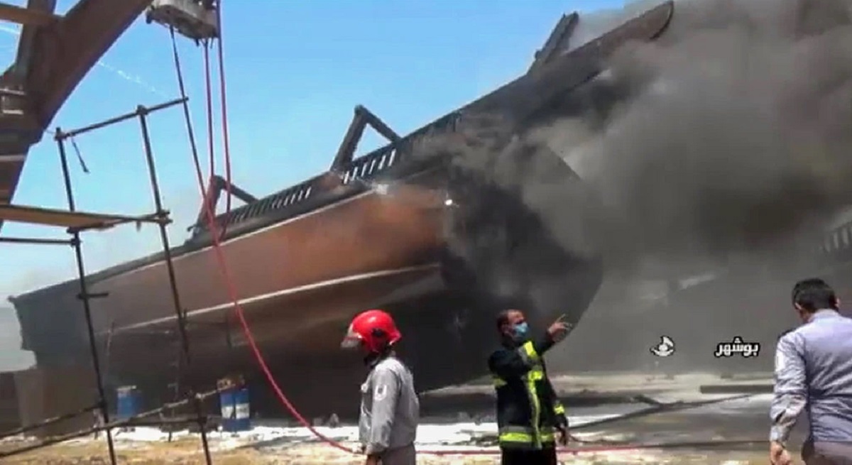 ইরানে ৭টি জাহাজে আগুন (ভিডিও) ইরানে ৭টি জাহাজে আগুন