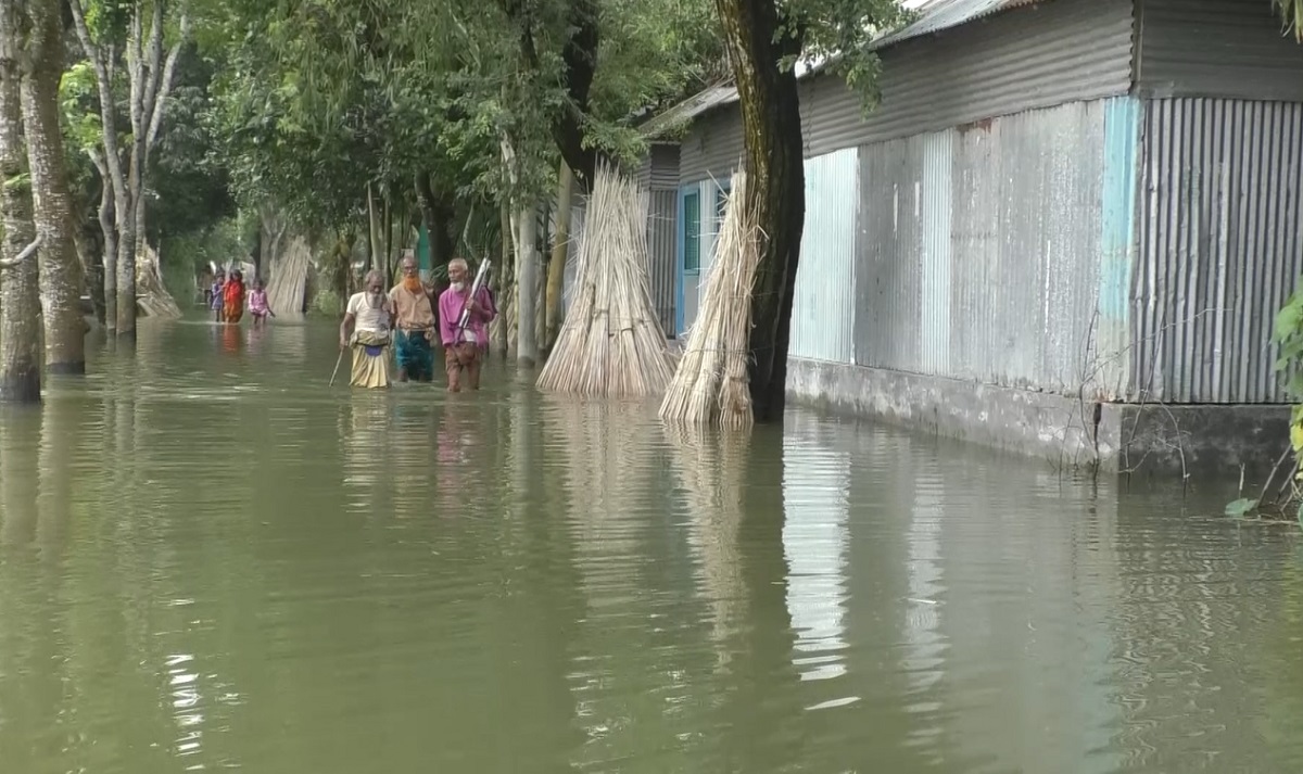 দেশের নদ-নদীর পানি বৃদ্ধি, বন্যা পরিস্থিতির আরও অবনতি