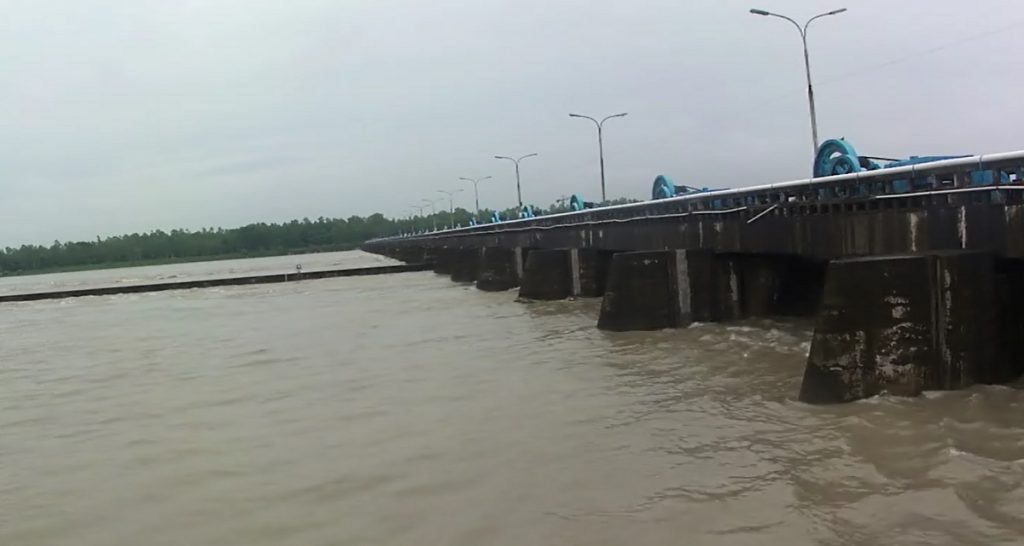 লালমনিরহাটে তিস্তা ও ধরলার পানি বিপৎসীমার উপর