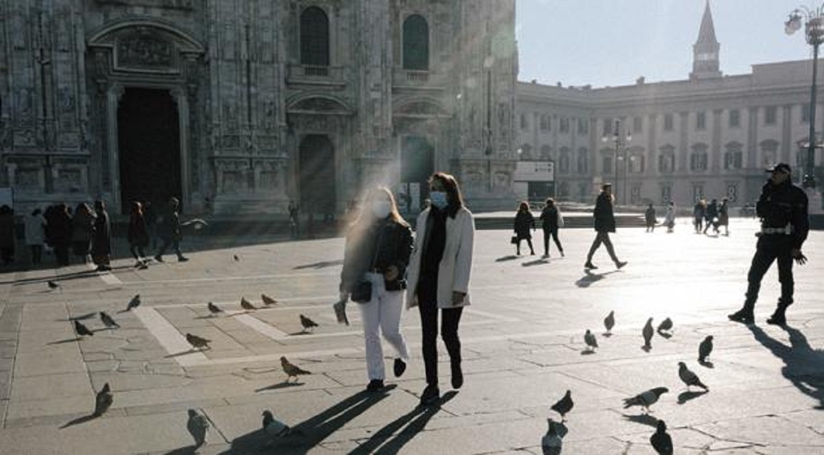 করোনা রোধে ইতালিতে ১৫ অক্টোবর পর্যন্ত বাড়ছে জরুরি অবস্থা করোনা রোধে ইতালিতে ১৫ অক্টোবর পর্যন্ত বাড়ছে জরুরি অবস্থা