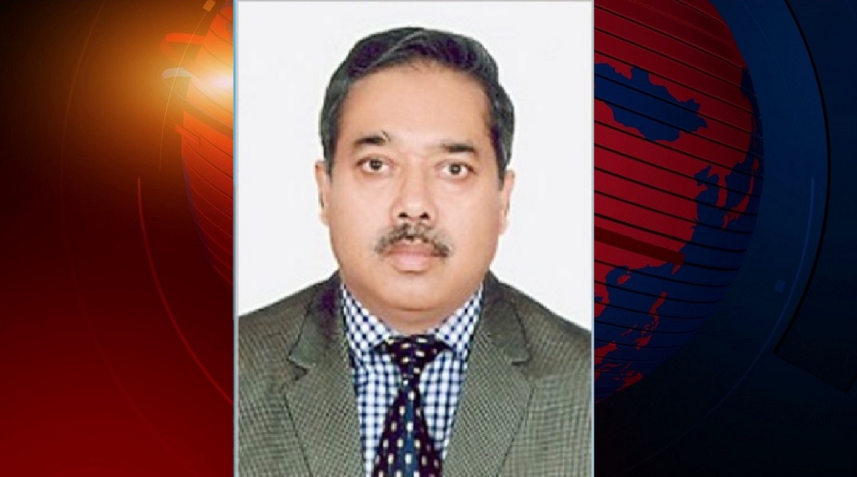 সিনিয়র সচিব হলেন আকরাম-আল-হোসেন