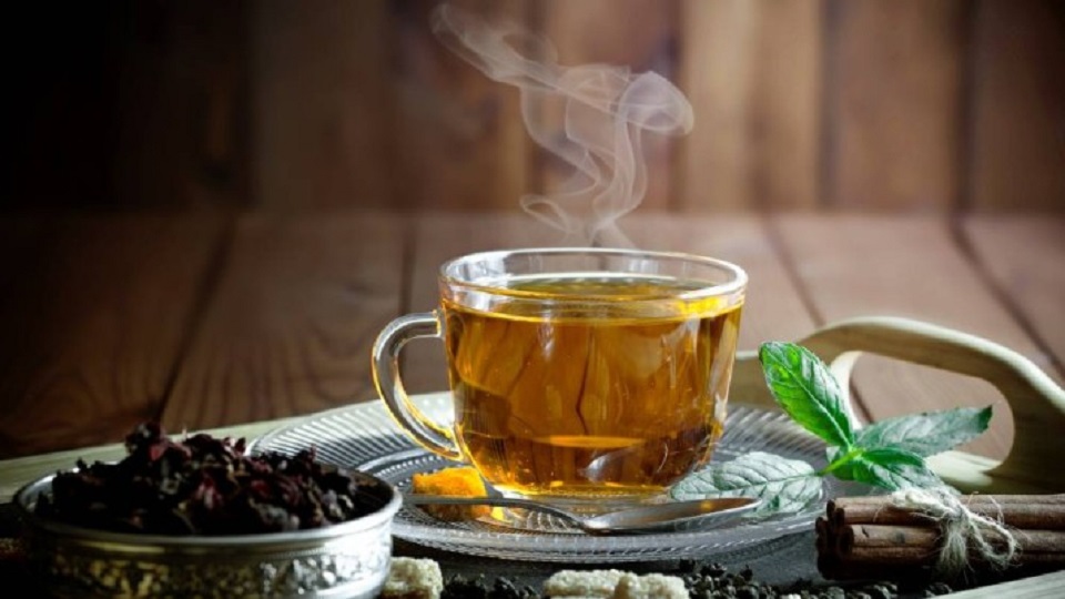 কোন ভেষজ চায়ের কী গুণ? কখন খাবেন, কীভাবে বানাবেন?