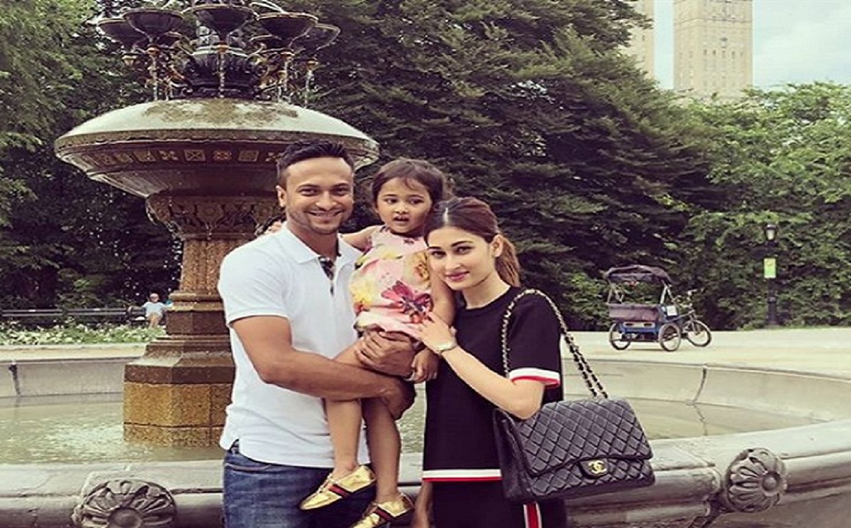 সাকিব আল হাসানের মেয়ের ছবিতে অশালীন মন্তব্য, স্ত্রী শিশিরের ক্ষোভ