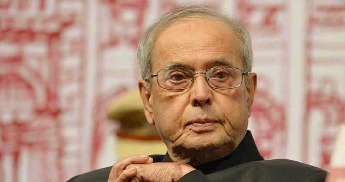 প্রণব মুখার্জির শারীরিক অবস্থার কিছুটা উন্নতি করোনায় আক্রান্ত প্রণব মুখার্জী