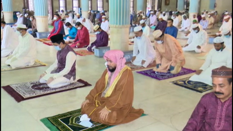বায়তুল মোকাররমে ঈদের জামাত অনুষ্ঠিত