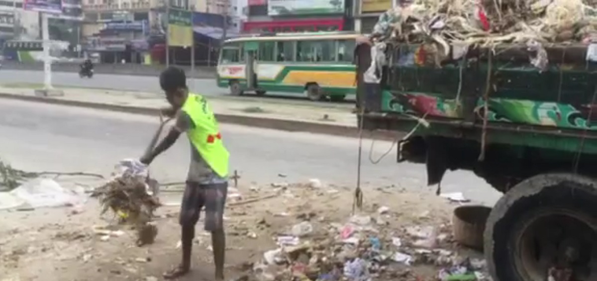 প্রধান সড়কে বর্জ্য নেই, অলি-গলিতে কাজ চলছে