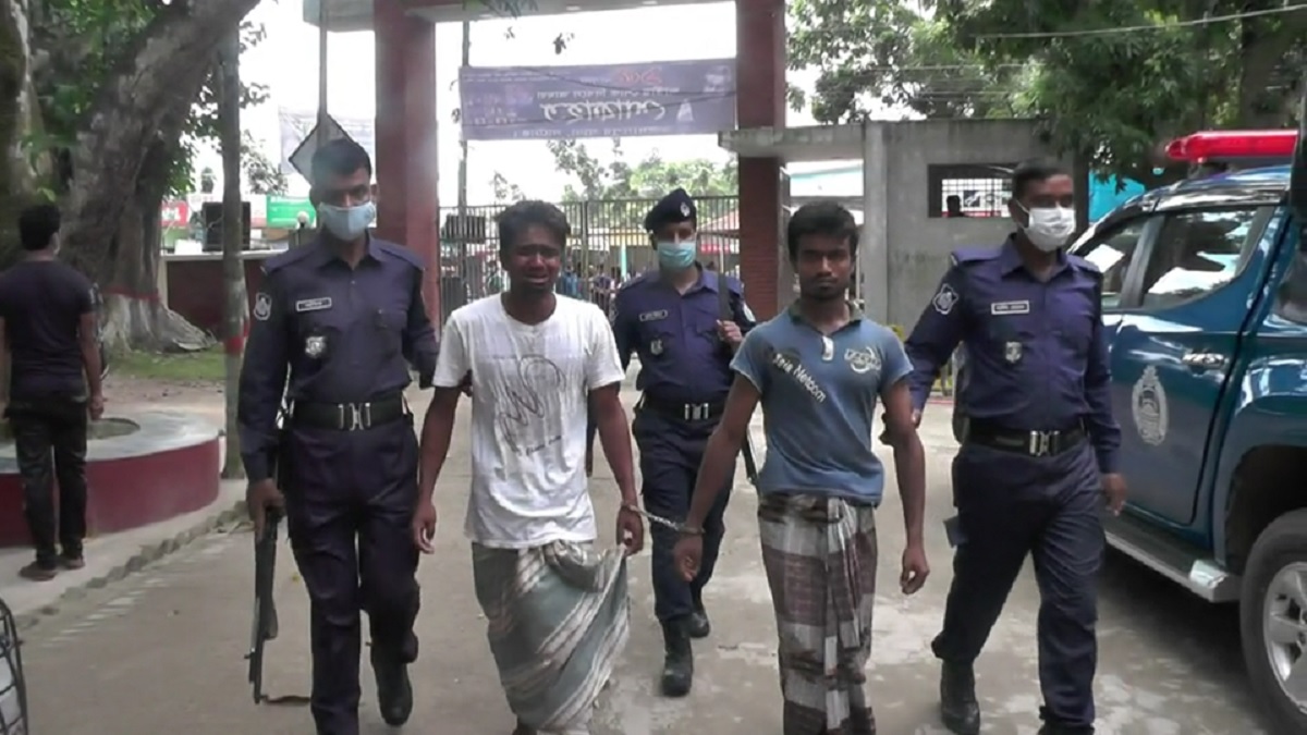 স্বামীর সহযোগিতায় স্ত্রীকে ধর্ষণ করেন দেবর!