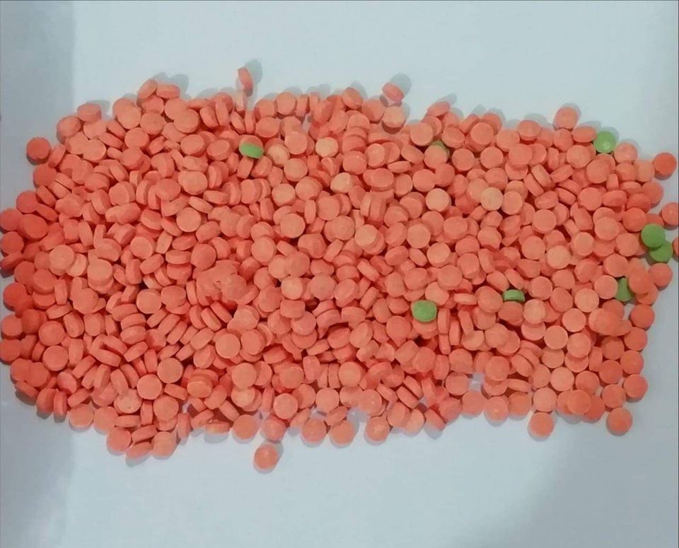 রাজধানীতে ছয় হাজার পিস ইয়াবাসহ চারজন গ্রেফতার