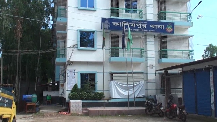 কাশিমপুরে বাসের ধাক্কায় মোটর সাইকেল আরোহী স্কুল ছাত্রের মৃত্যু