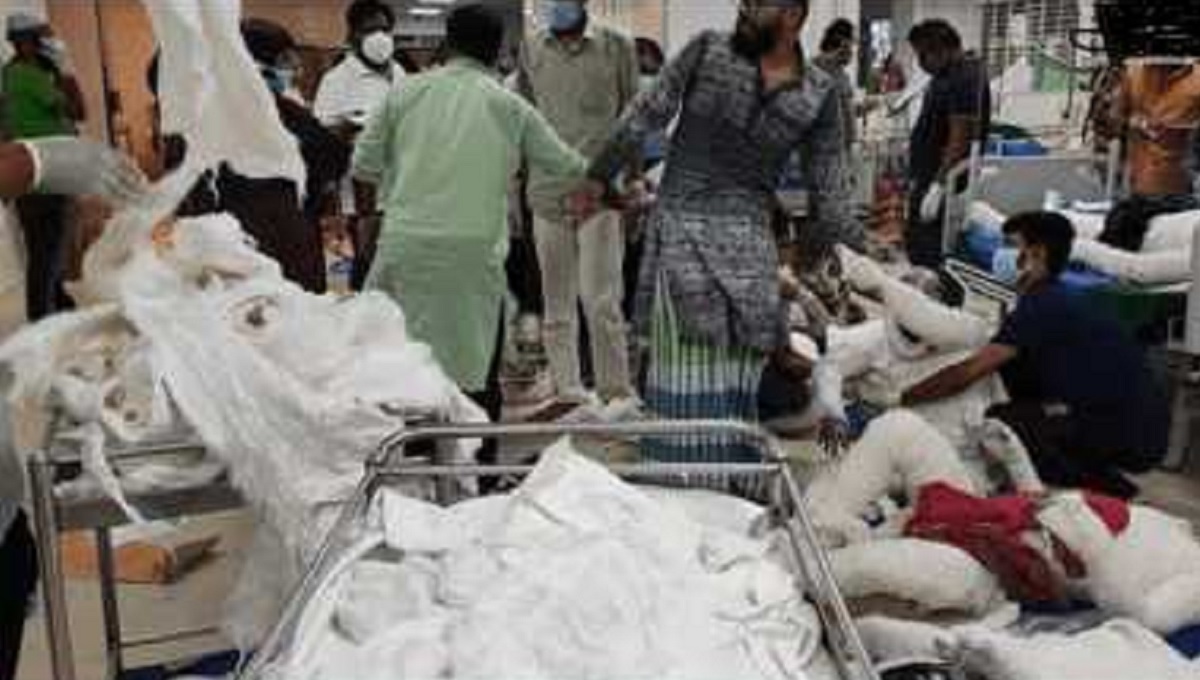 মসজিদে বিস্ফোরণে আরও একজনের মৃত্যু