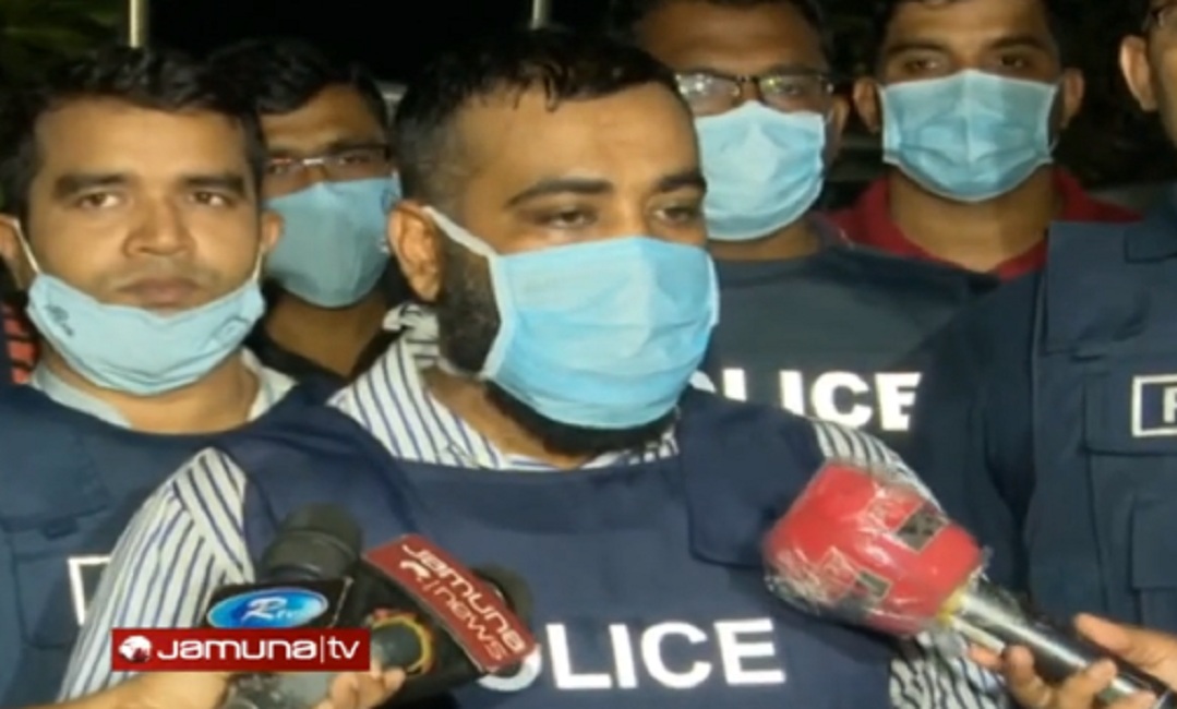 পরিস্থিতি নিয়ন্ত্রণে নুরদের হেফাজতে নেয়া হয়েছে: পুলিশ