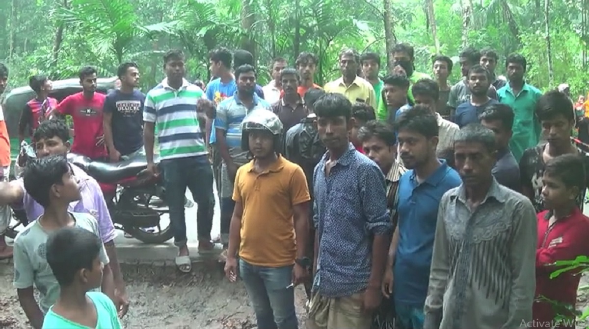 বোনের সাথে প্রেম করায় ডেকে নিয়ে পিটিয়ে হত্যার অভিযোগ