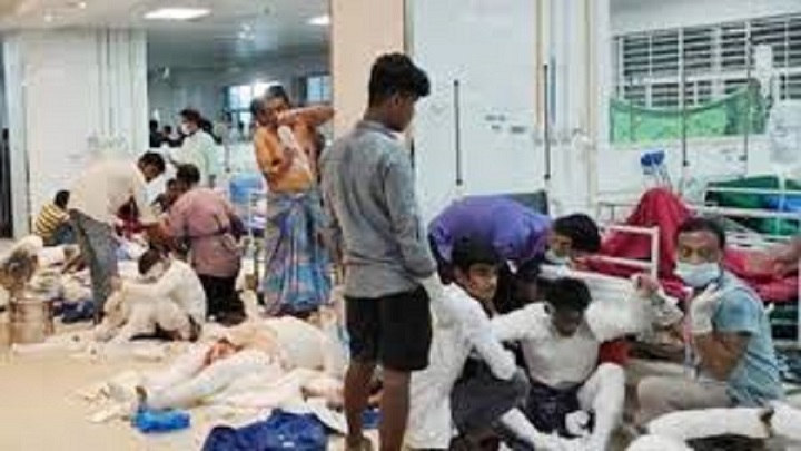 মসজিদে বিস্ফোরণে আরও একজনের মৃত্যু