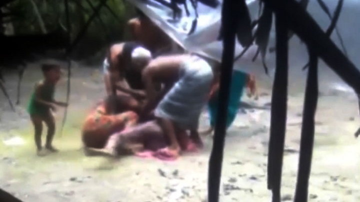 পিরোজপুরে পুত্রবধূকে নির্যাতনের ভিডিও ভাইরাল, শাশুড়ি গ্রেফতার