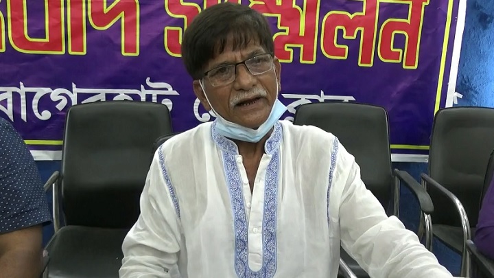 মোংলা পোর্ট পৌরসভার মেয়রের গ্রেফতার দাবিতে সংবাদ সম্মেলন