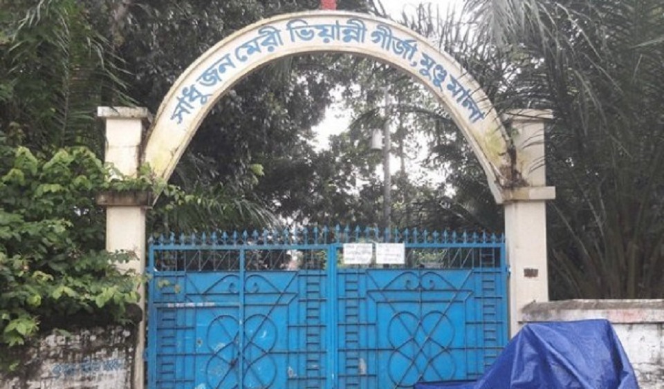 রাজশাহীতে কিশোরী ধর্ষণ মামলায় বরখাস্ত ফাদার কারাগারে