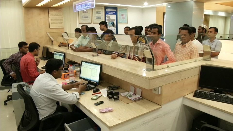 সাইবার আক্রমণ আতঙ্কে ব্যাংকগুলো, রাতে বন্ধ রাখছে এটিএম বুথ