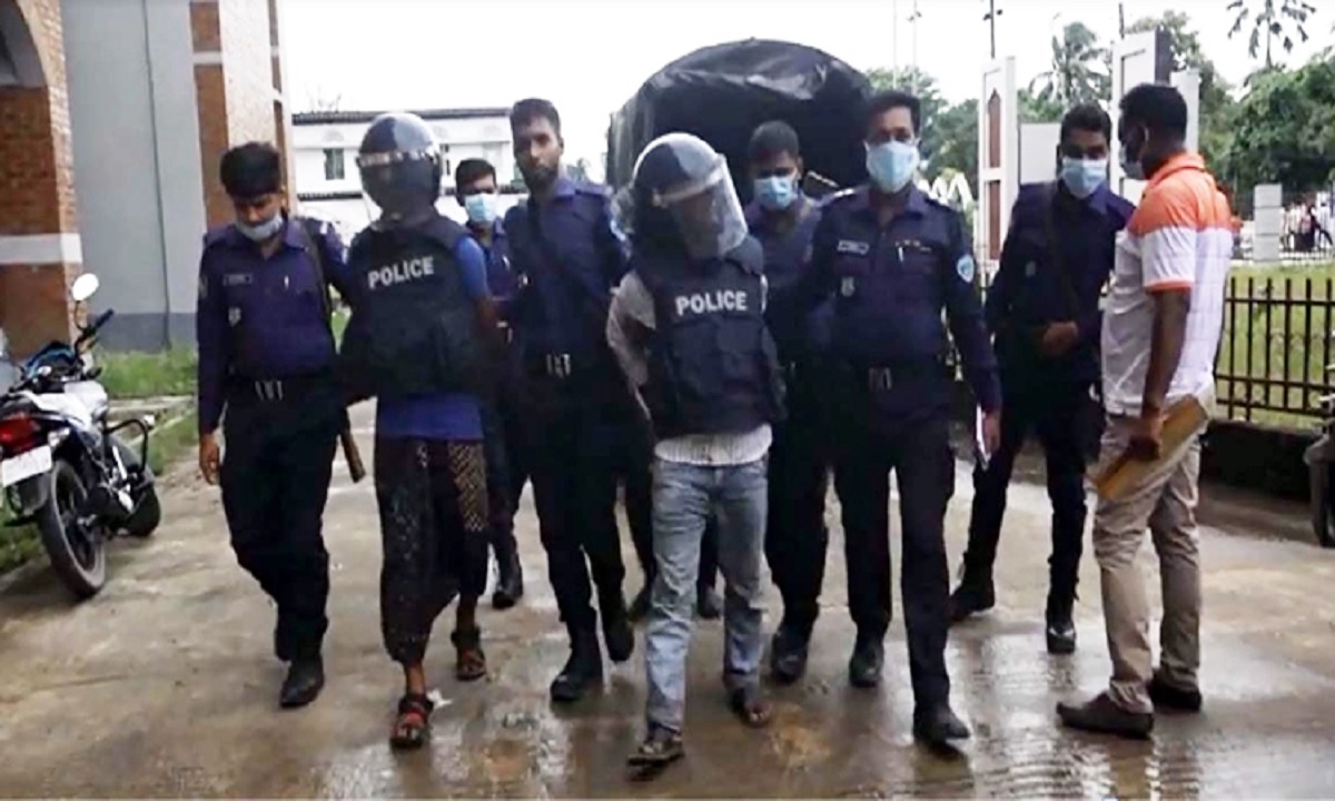 গৃহবধূকে বিবস্ত্র করে নির্যাতন: রহিম-রহমত উল্লাহ ৩ দিনের রিমান্ডে