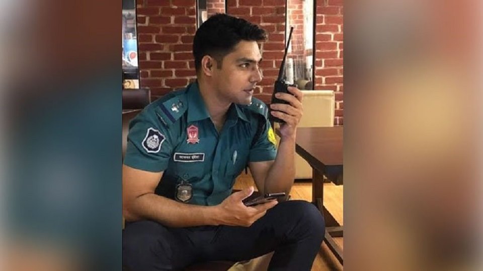 পুলিশি হেফাজতে নির্যাতন ও মৃত্যু: গ্রেফতার এড়াতে পালিয়েছেন এসআই আকবর