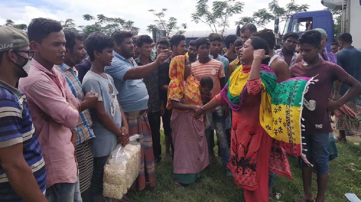 পদুয়ার বাজারে লড়িচাপায় রিকশাচালক নিহত