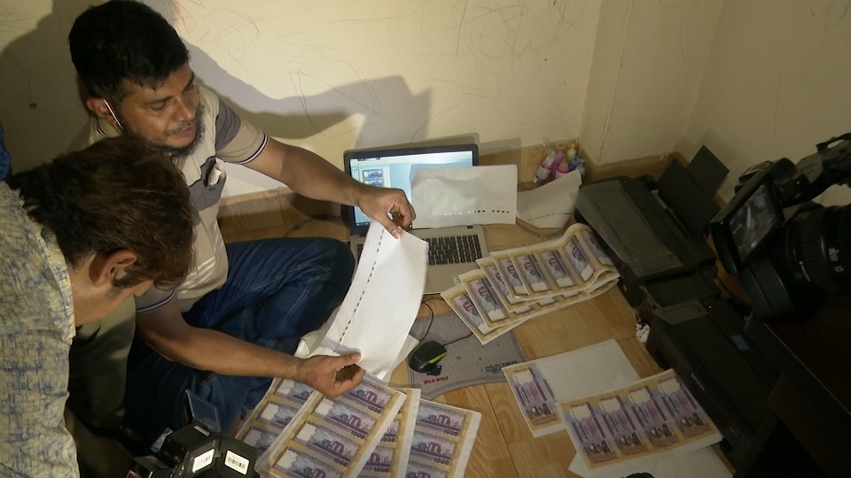 পারিবারিকভাবেই জাল টাকার ব্যবসায়ী, আগেও গ্রেফতার হয়েছিলেন ৬ বার