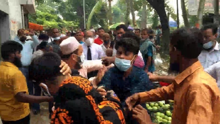 প্রেমিকার চার বছর কারাবরণের পরে হাজির ‘গুম’ হওয়া প্রেমিক